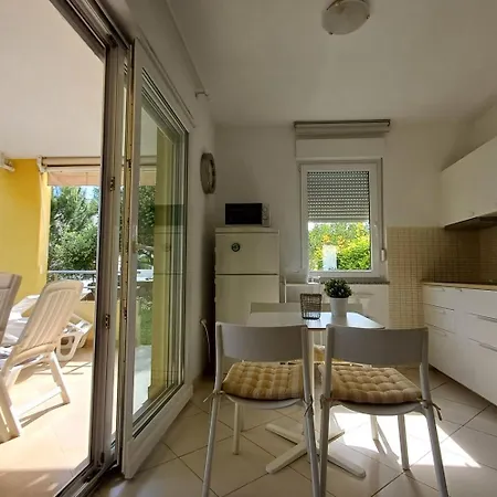 Cozy Mediterraneo Apartman *