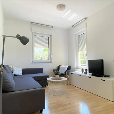 Cozy Mediterraneo Apartment *