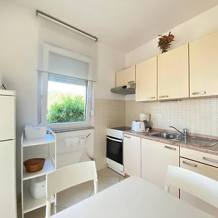 Cozy Mediterraneo Apartment