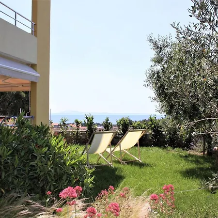 Cozy Mediterraneo *