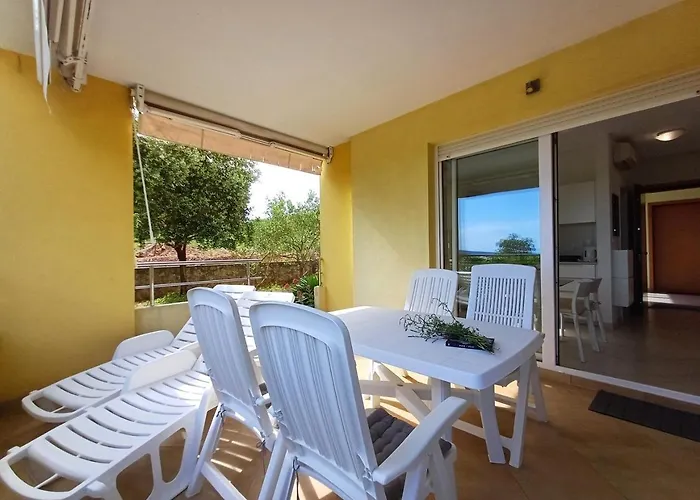 Cozy Mediterraneo Apartament